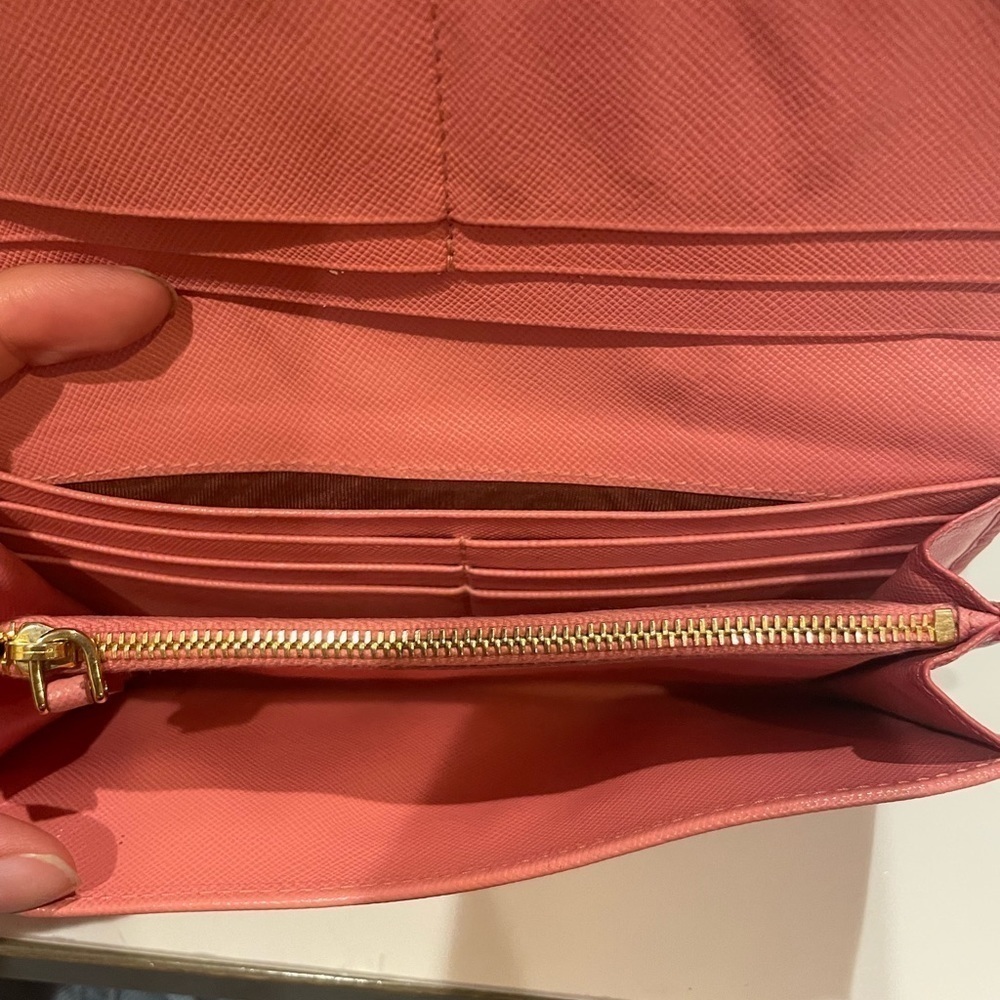 EUC PRADA WALLET PINK Double Snap - Picture 13 of 15